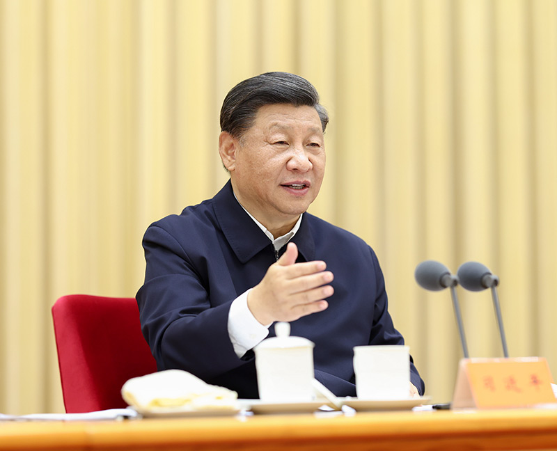 7月26日至27日，省部級主要領(lǐng)導(dǎo)干部“學(xué)習(xí)習(xí)近平總書記重要講話精神，迎接黨的二十大”專題研討班在京舉行。中共中央總書記、國家主席、中央軍委主席習(xí)近平在開班式上發(fā)表重要講話。新華社記者 鞠鵬 攝