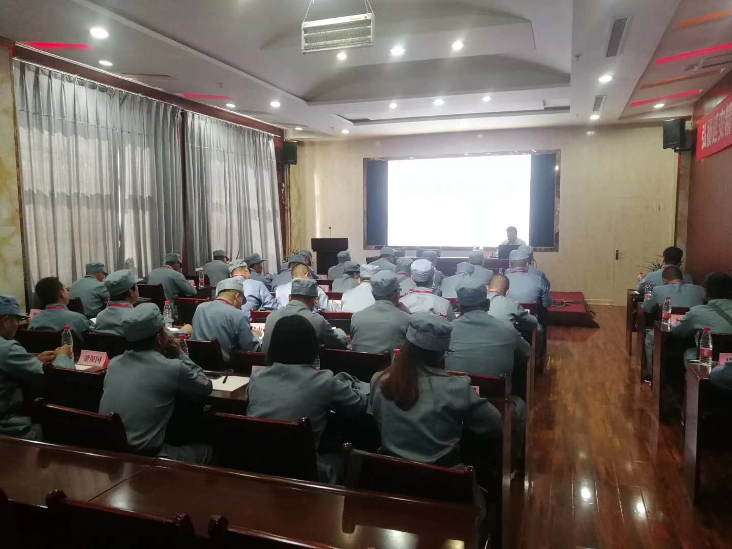 微信圖片_20190527114936.jpg