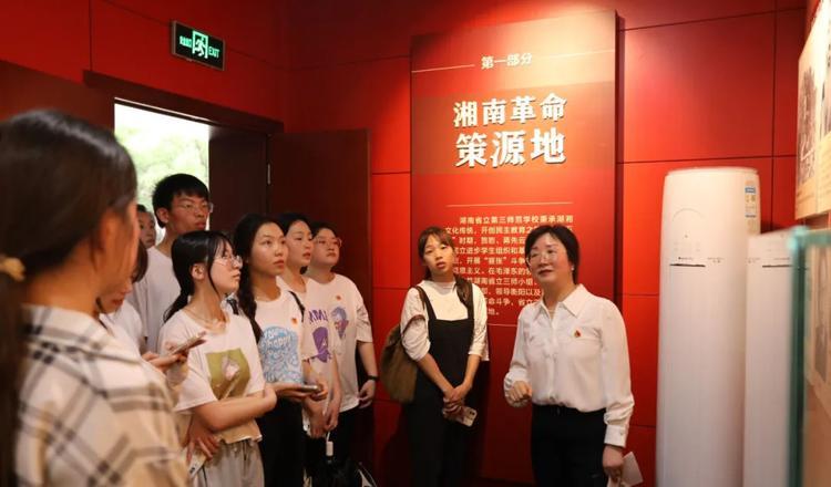 延安紅色培訓(xùn)基地_延安紅色培訓(xùn)中心_延安紅色培訓(xùn)中心轉(zhuǎn)讓